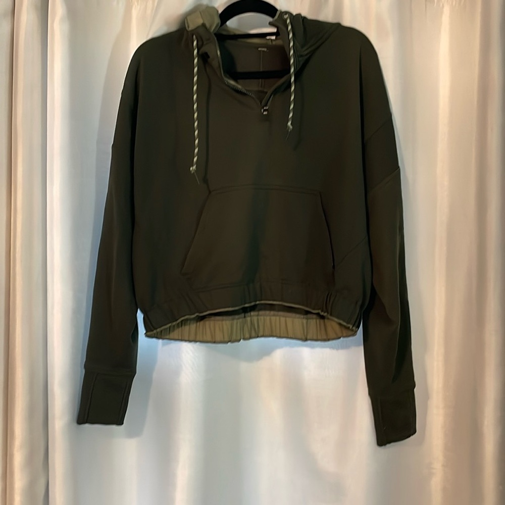 Athleta women’s medium hoodie